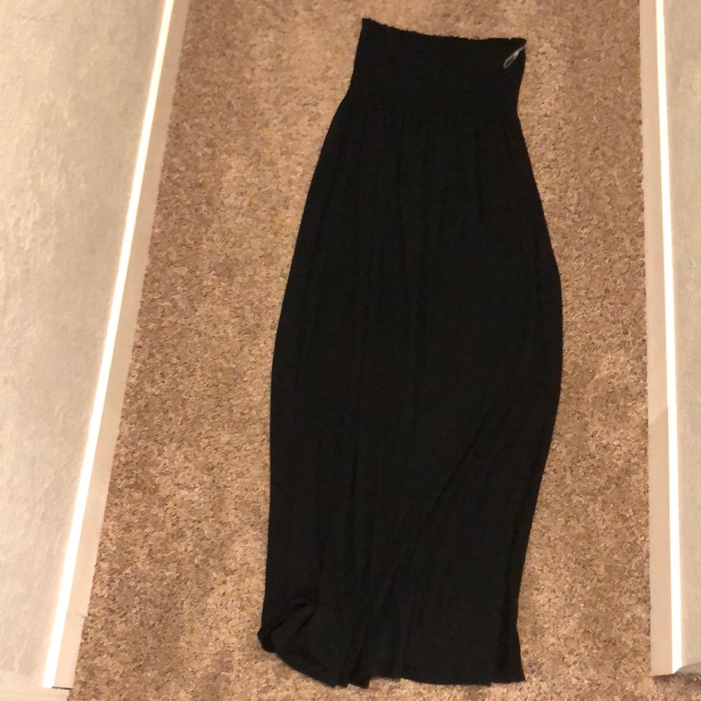 woman large maxi dress-strap less